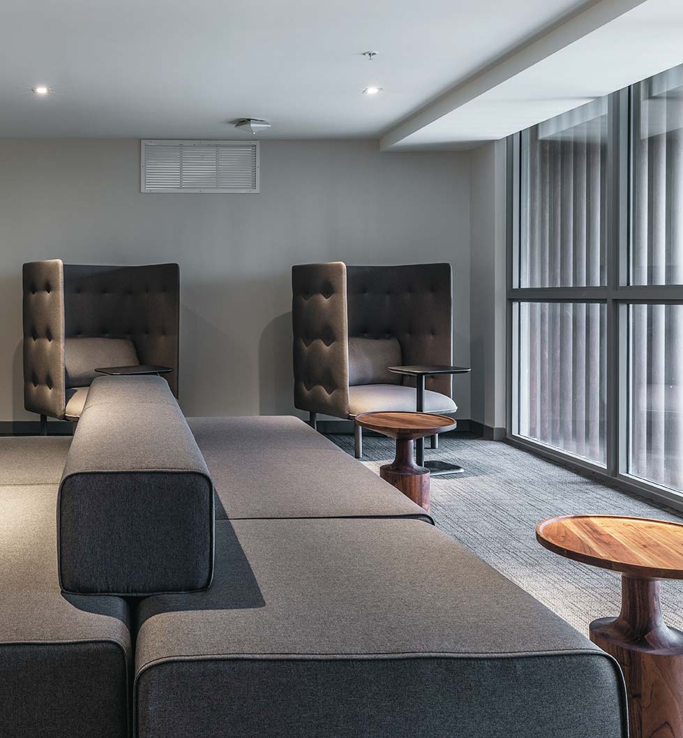 Flamingo Point - Work Suite
